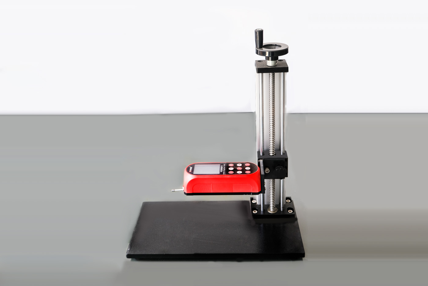 Roughness measuring instrument